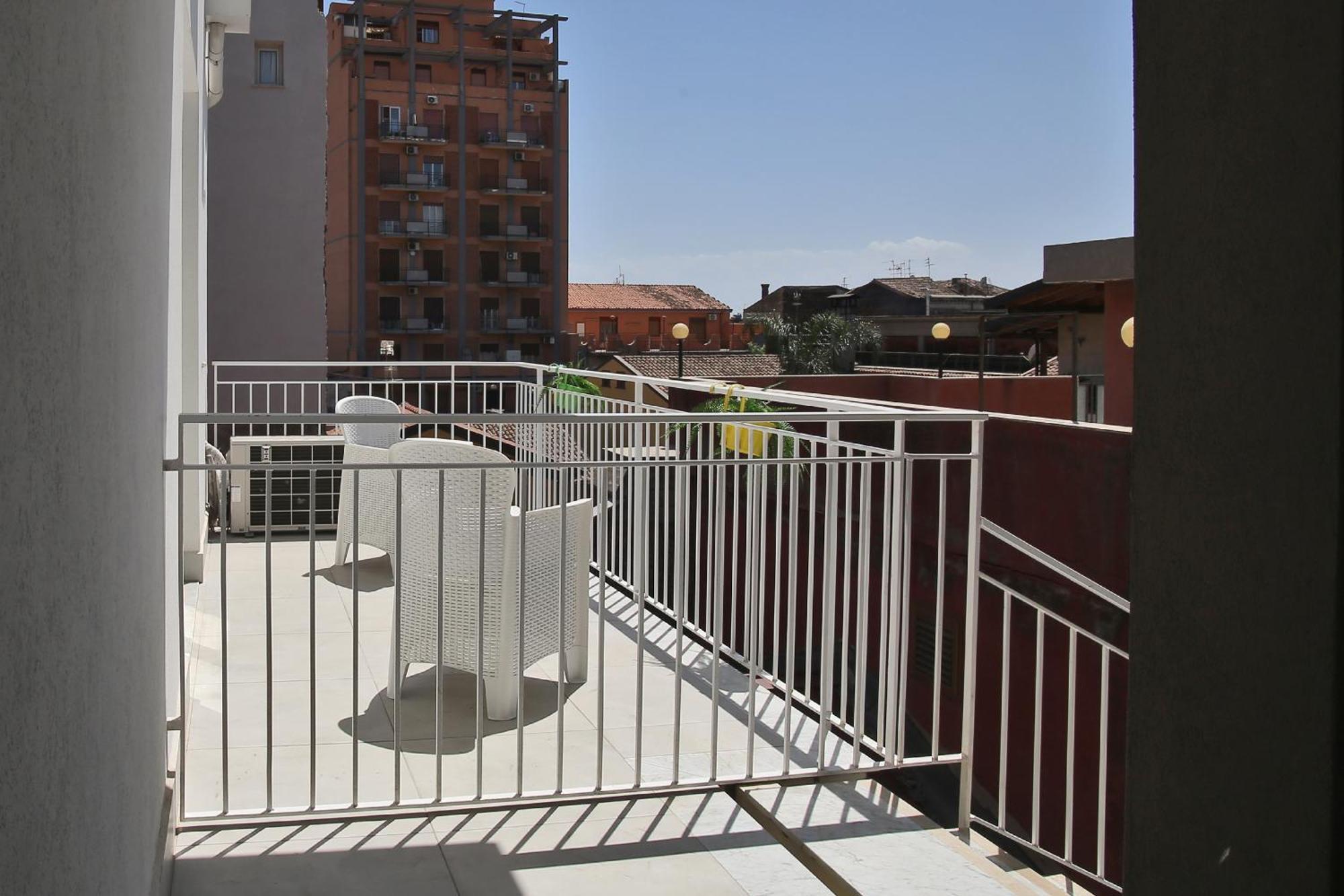 Laudani Homes Catánia Buitenkant foto